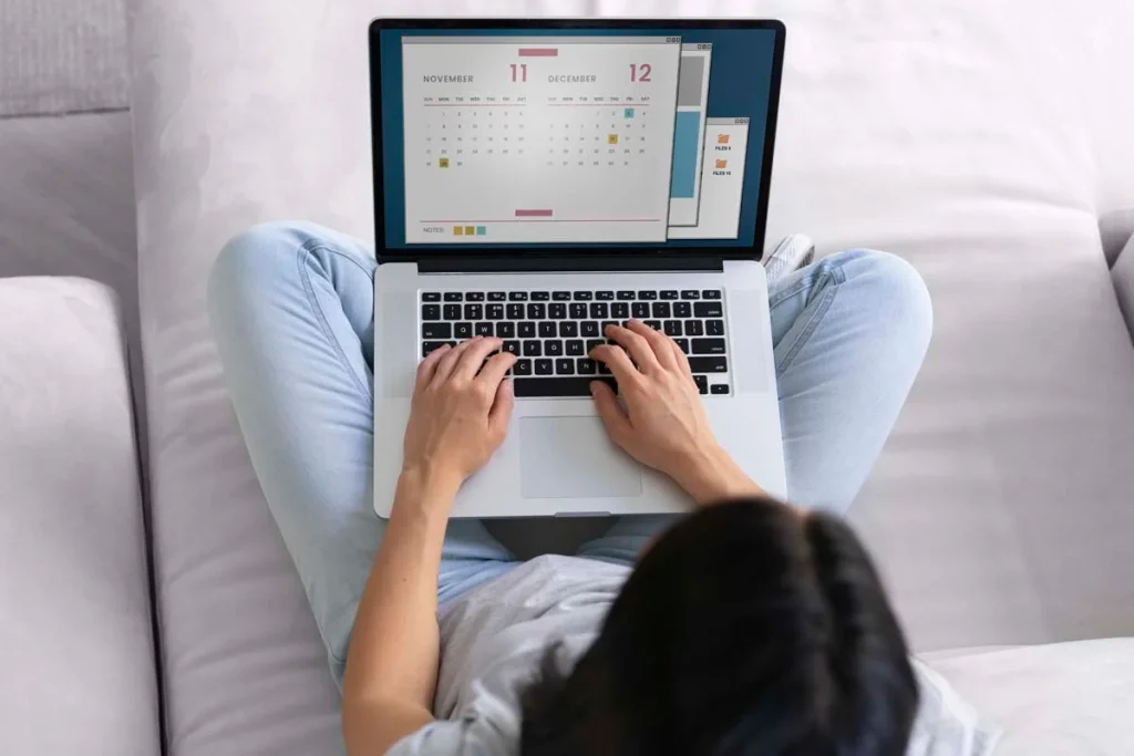 Scheduling a professional house cleaning appointment on a calendar